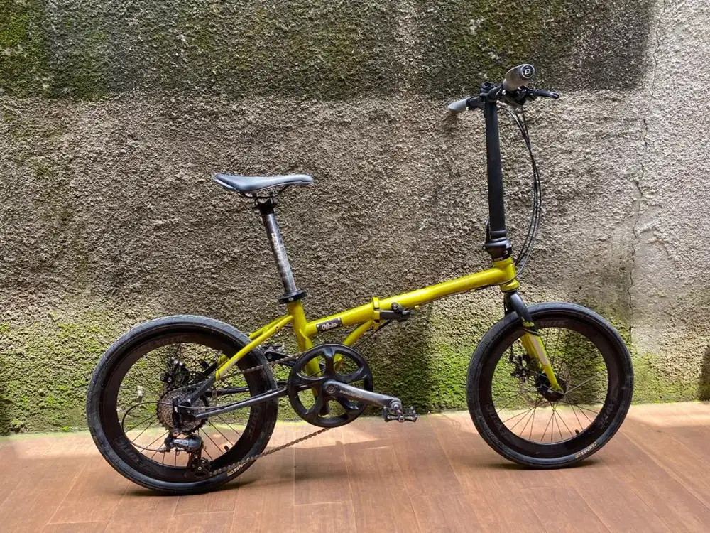 Sepeda lipat element niks