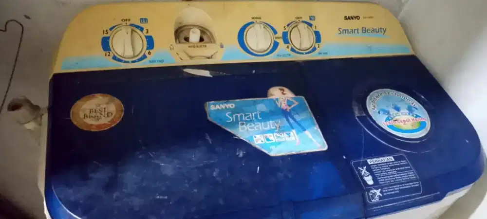 Mesin cuci 2 tabung sanyo
