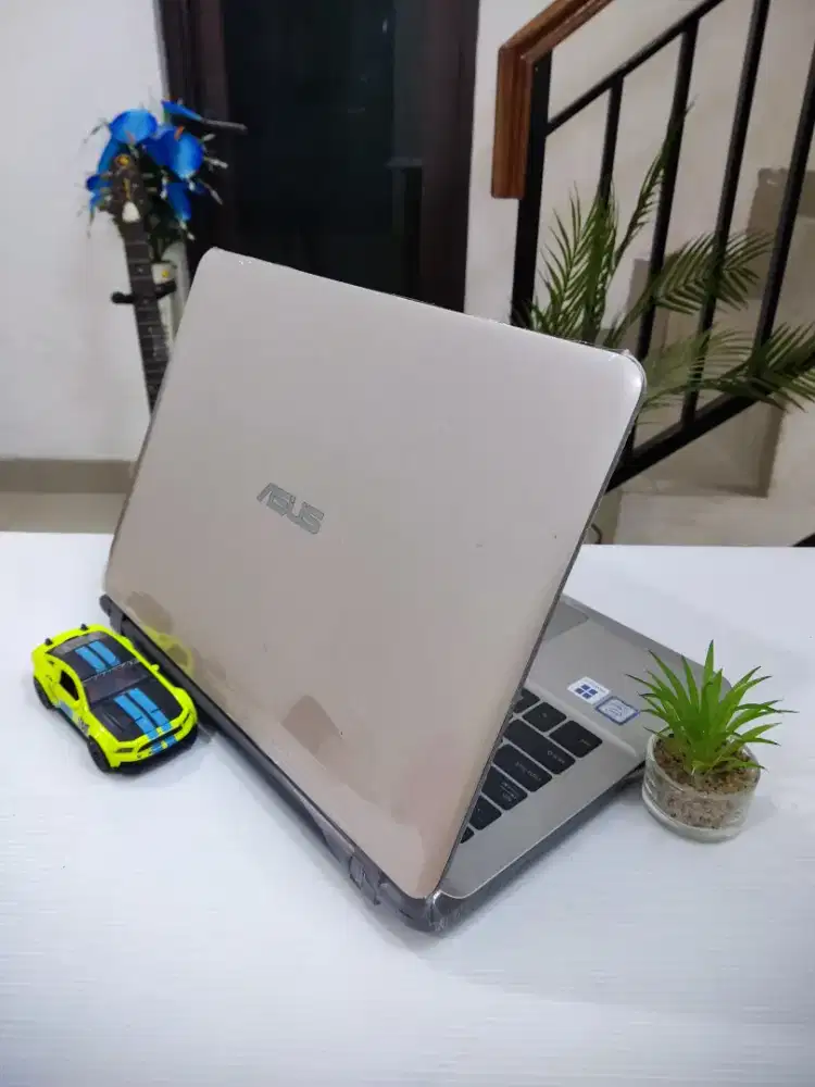 ASUS VIVOBOOK X407UAR-304 SLIM BEZELESS [RAM 8GB + SSD]