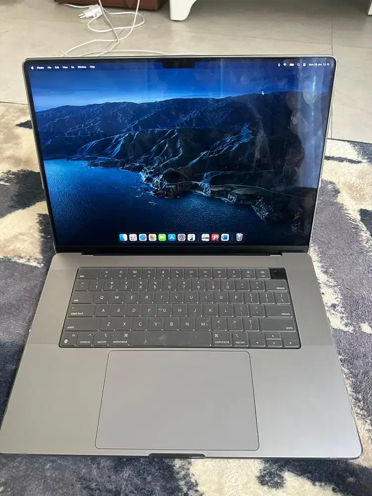 Jual Macbook pro 16 inch 2021 M1
