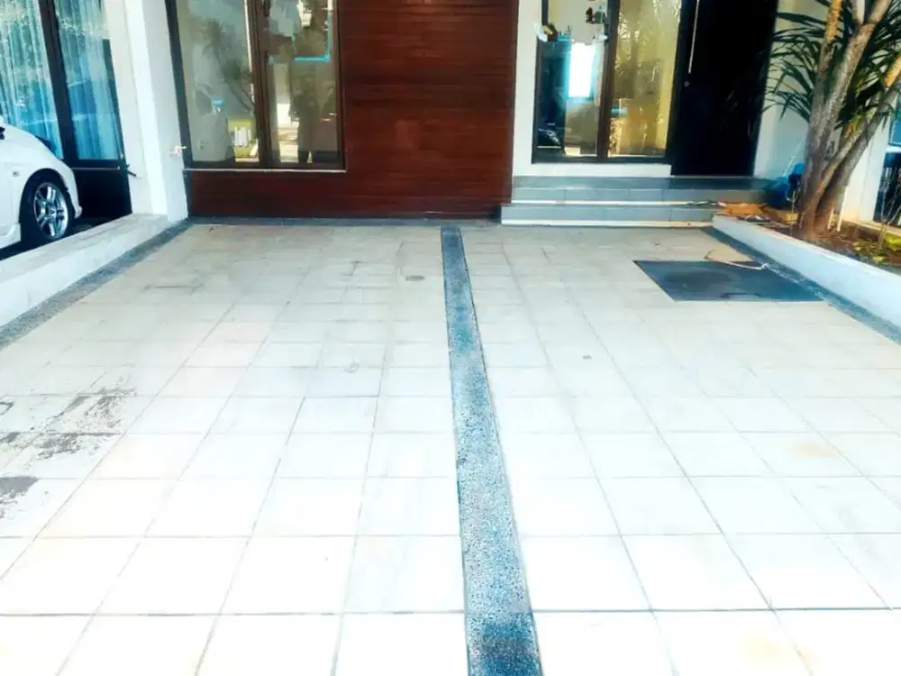 Disewakan Rumah 2 Lantai Luas 102 m2 dalam Cluster Shinano JGC Cakung, Jakarta Timur.