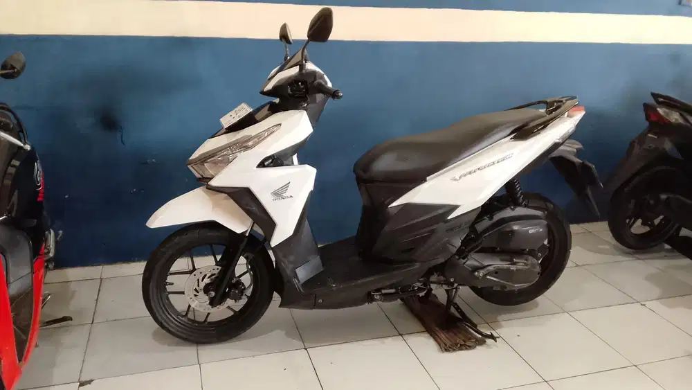 (FORSALE) HONDA VARIO LED OLD 150CC L 2018 SIAP PAKAI