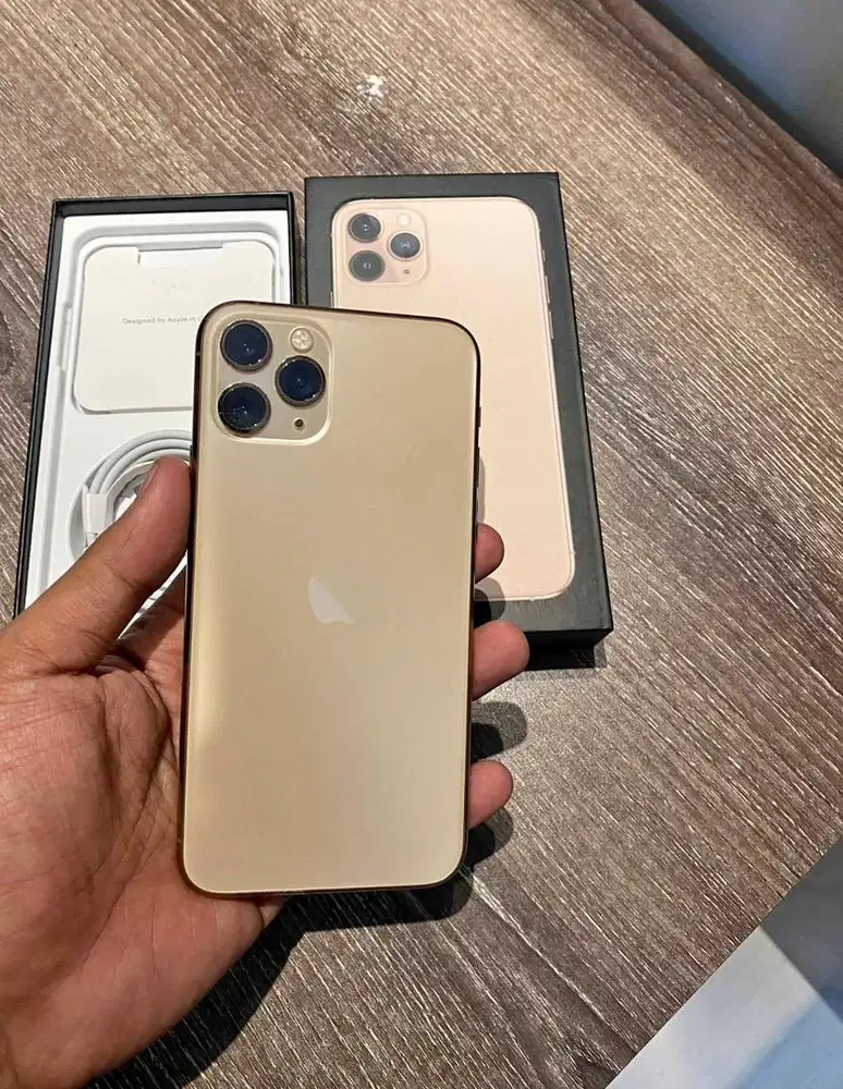 BU iphone 11 PROMAX 256GB NOMINUS