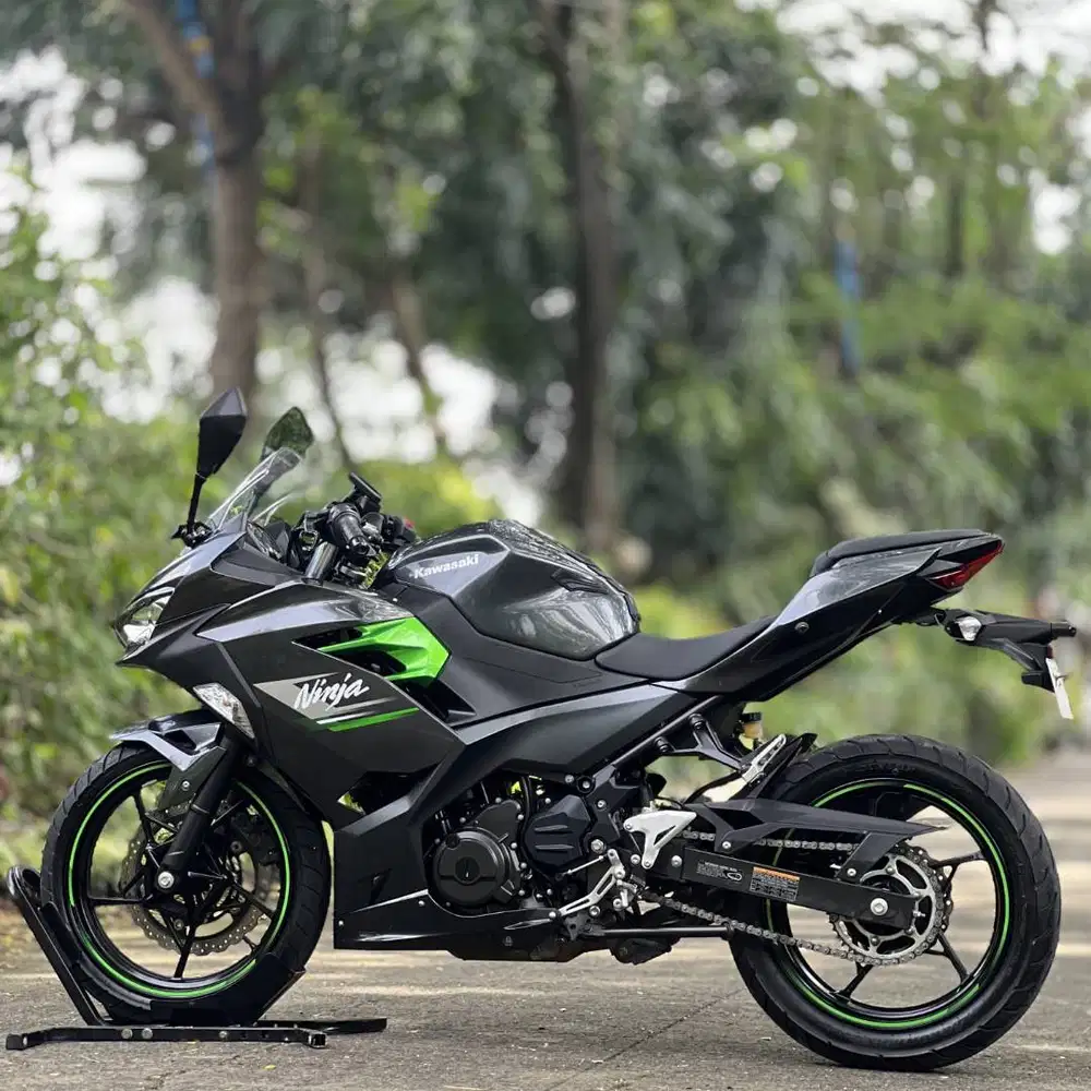 KAWASAKI NEW NINJA 250 FI 2024 GREY KM 2K PAJAK PANJANG SIAP GASPOL