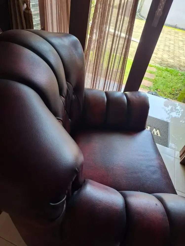 Sofa Tamu Kondisi Istimewa