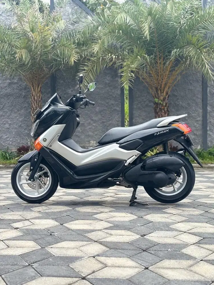 Yamaha NMax 155 VVa 2016 Hitam Odo 39rb Koko Motor