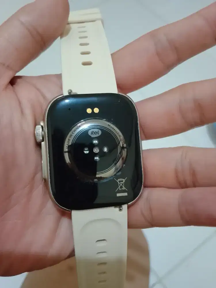 Itel smartwatch