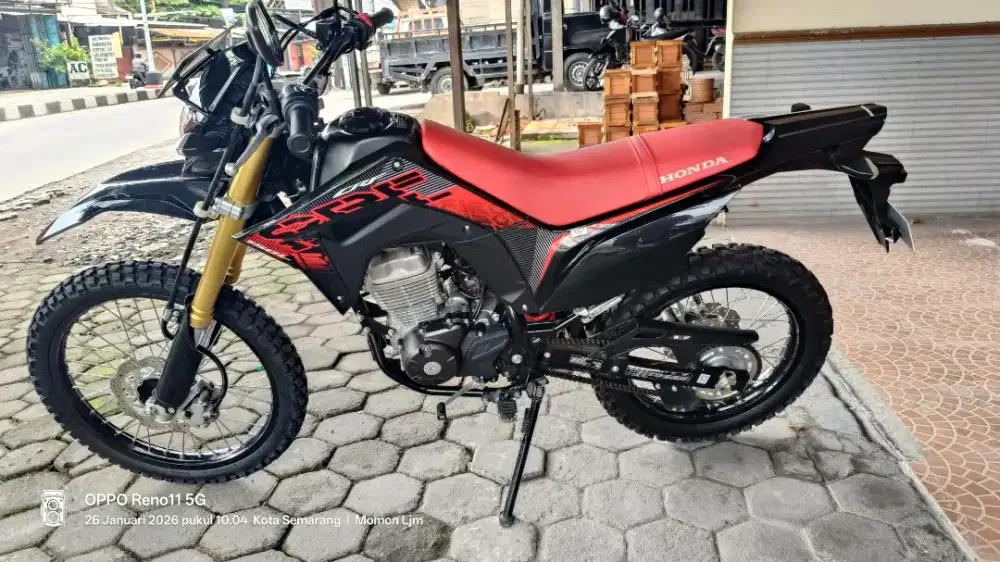 Honda CRF 150 L 2025 Istimewa