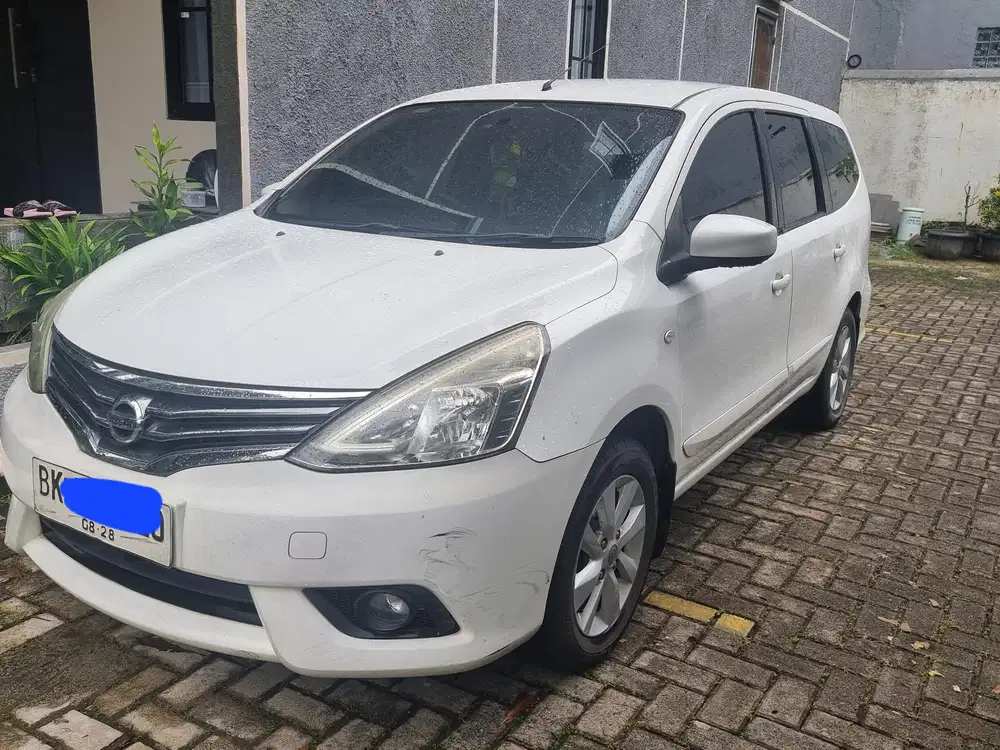 Nissan Grand livina 2013 Bensin