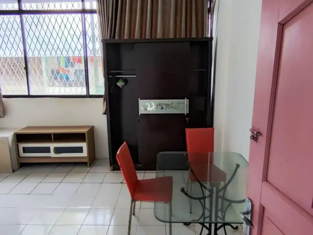 Disewakan Rumah di Jelambar Barat Dekat Sekolah Mutiara Bangsa 3 Jelambar Ada 3 Kamar Tidur Harga Termurah