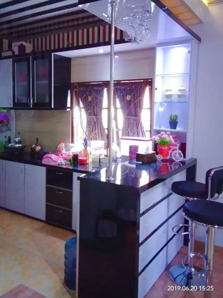 Kitchen set meja bar permeter