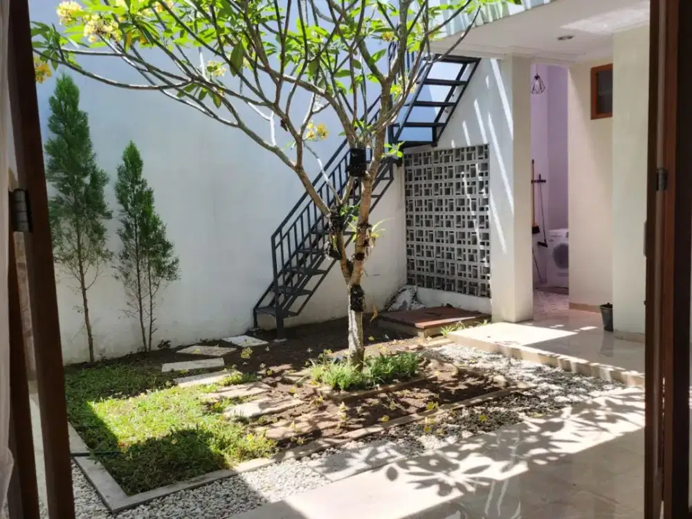 rumah baguz siap huni di jalan kaliurang km 10