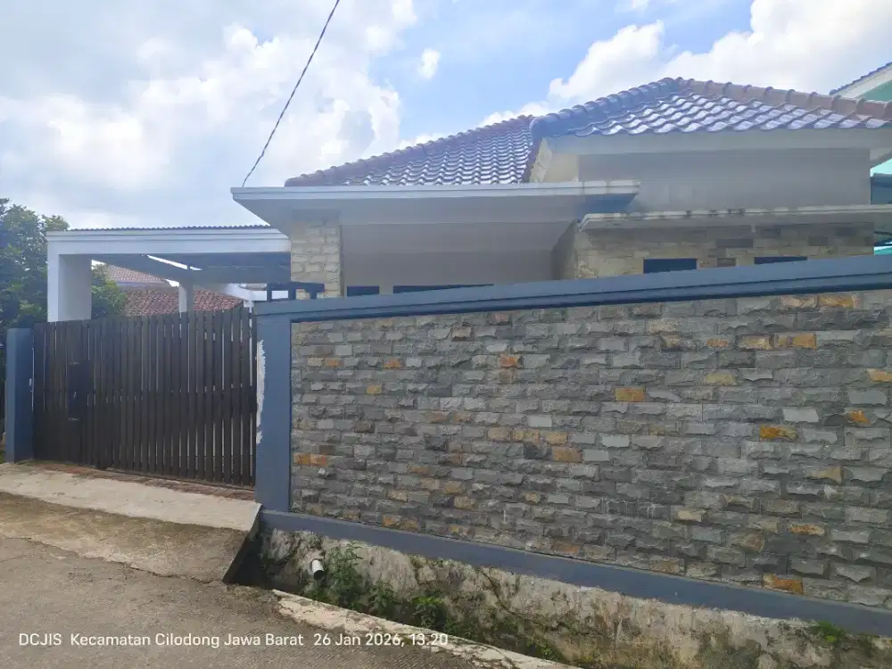 Disewakan Rumah Samping Sekolahan di Cilodong Depok