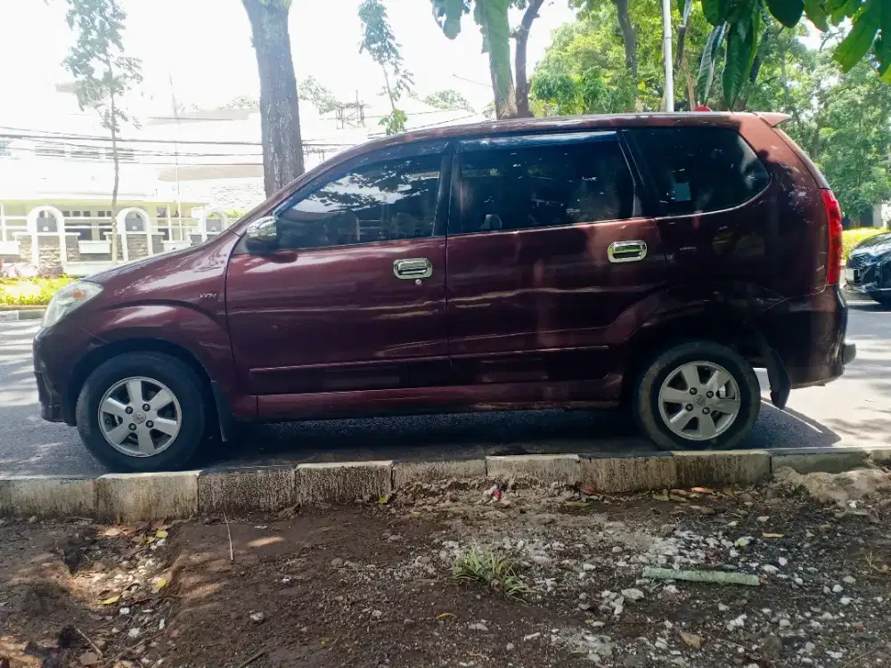 Avanza G 1.3 antik
