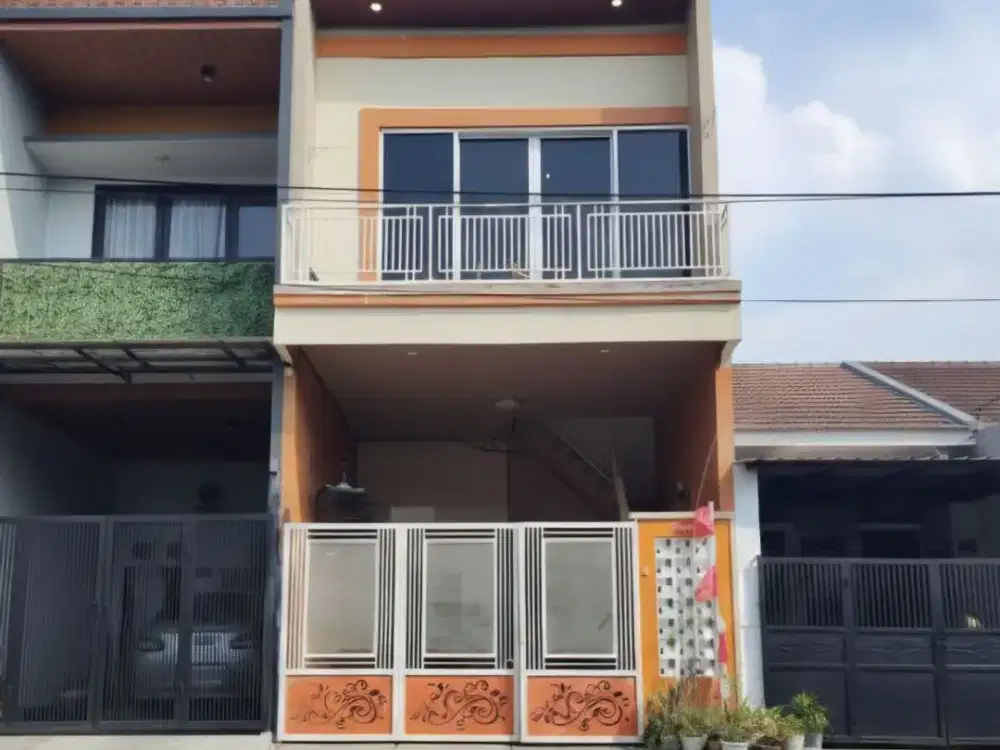 BUTUH UANG! Dijual rumah medokan sawah timur