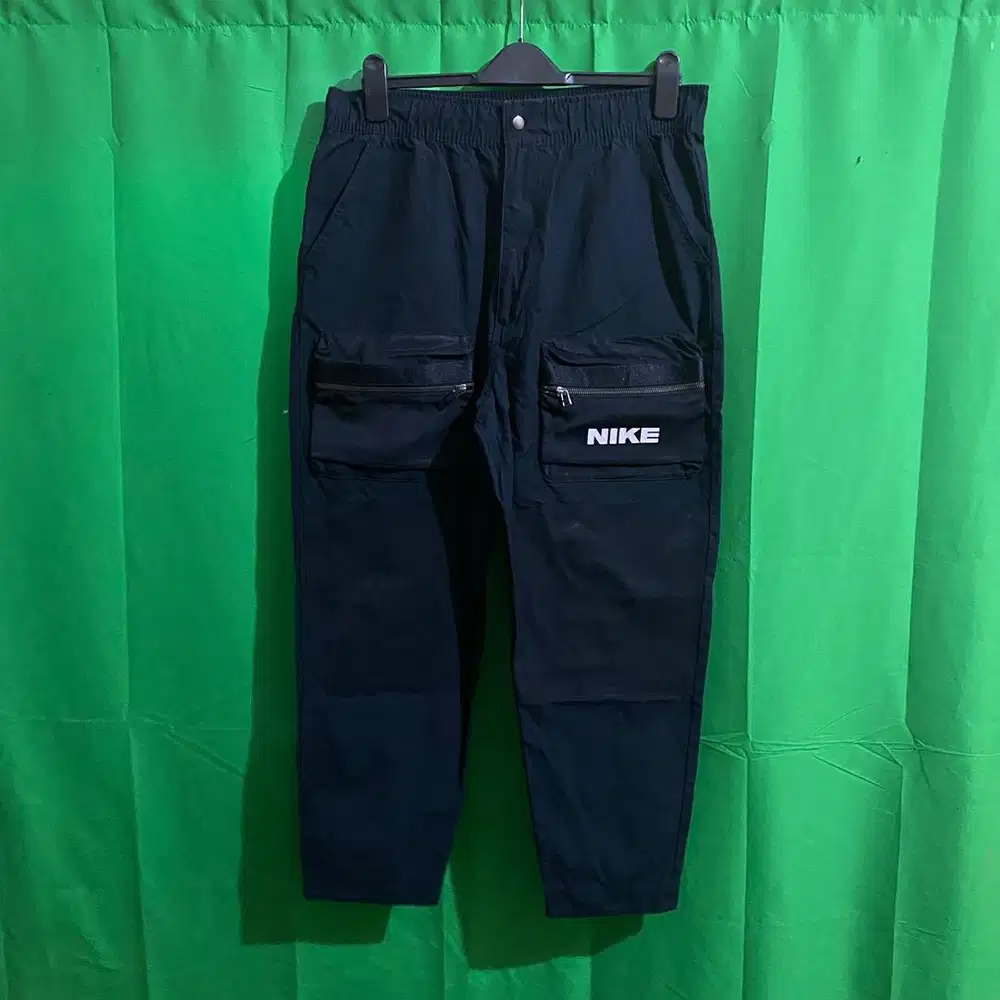 Celana cargo Nike - Size XL/37 - hitam charcoal