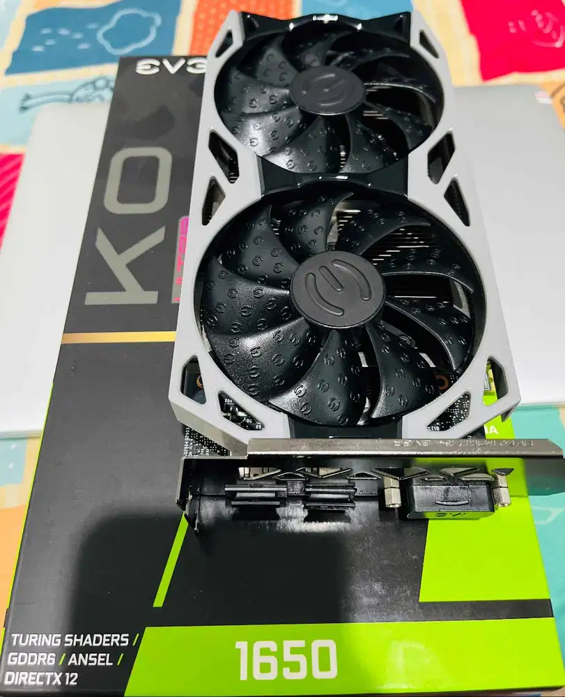 VGA Gaming EVGA GTX 1650 4GB GDDR6 Bekas Mulus Fullset