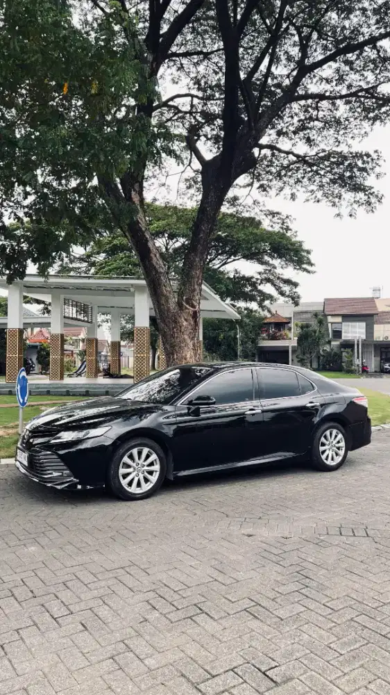 Toyota Camry 2.5 V 2019