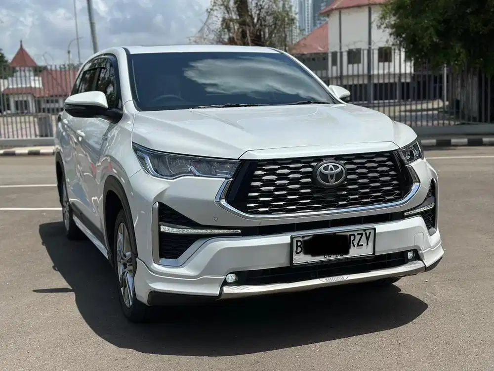 TOYOTA KIJANG INNOVA ZENIX V HYBRID 2025 PUTIH LIKE NEW DIJUAL CEPAT