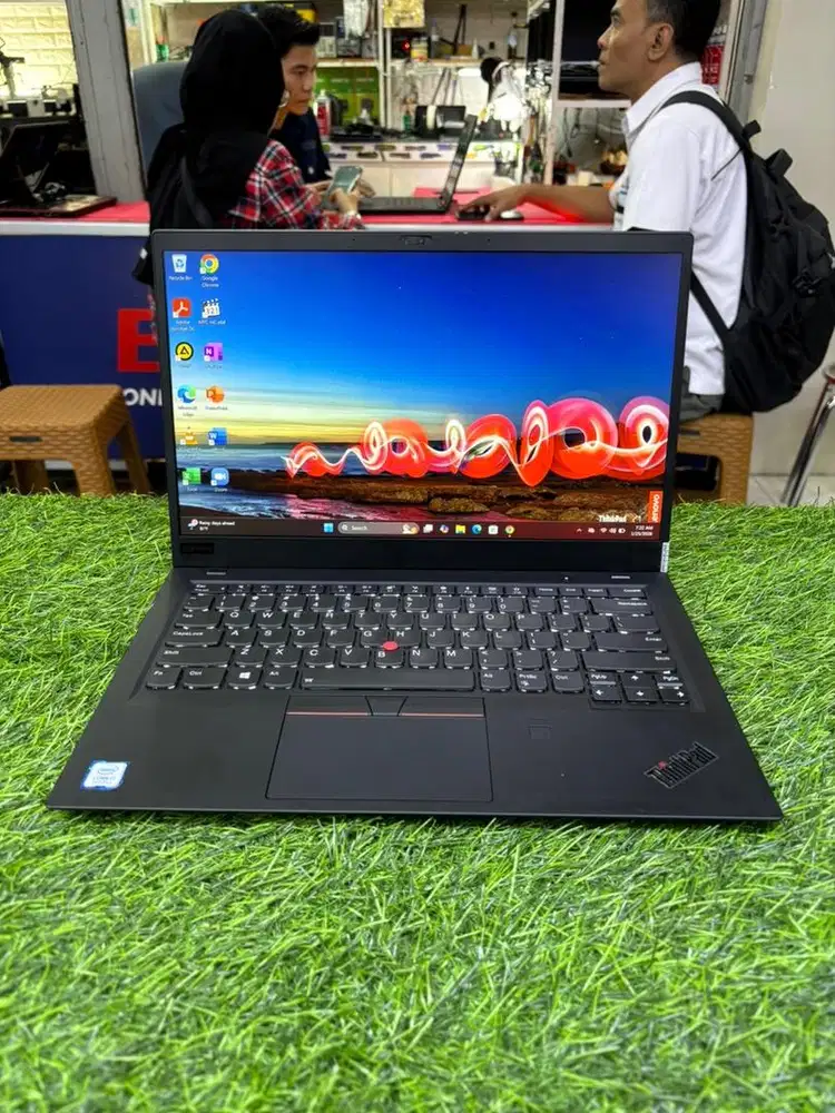 Jual Laptop Lenovo X1 Carbon 16/256