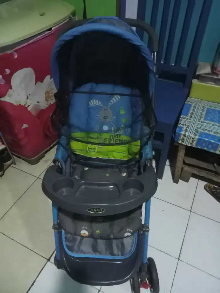 Di jual stroller bayi merek Pliko grande
