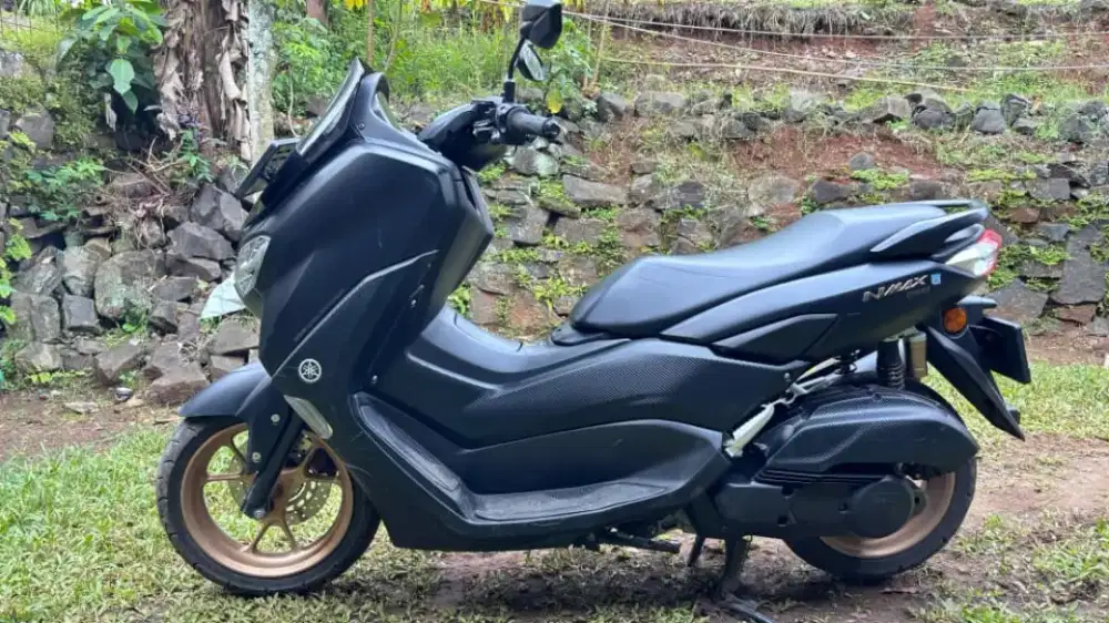Sijual cepat motor NMAX jqrang di pakai