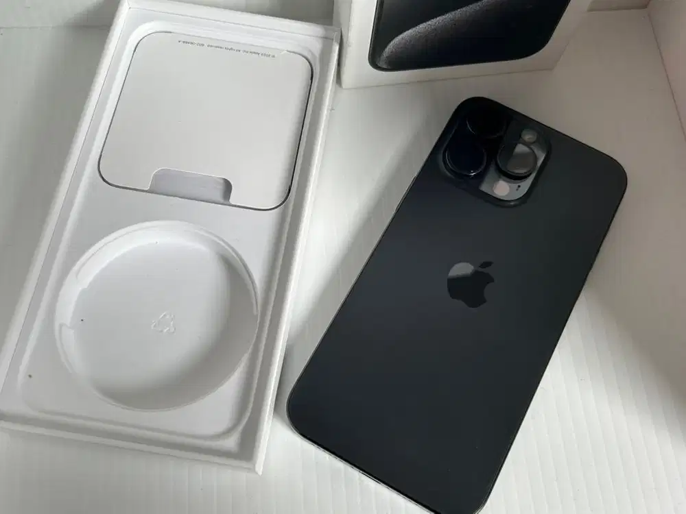 Iphone 15 pro max 256 ex garansi ibox