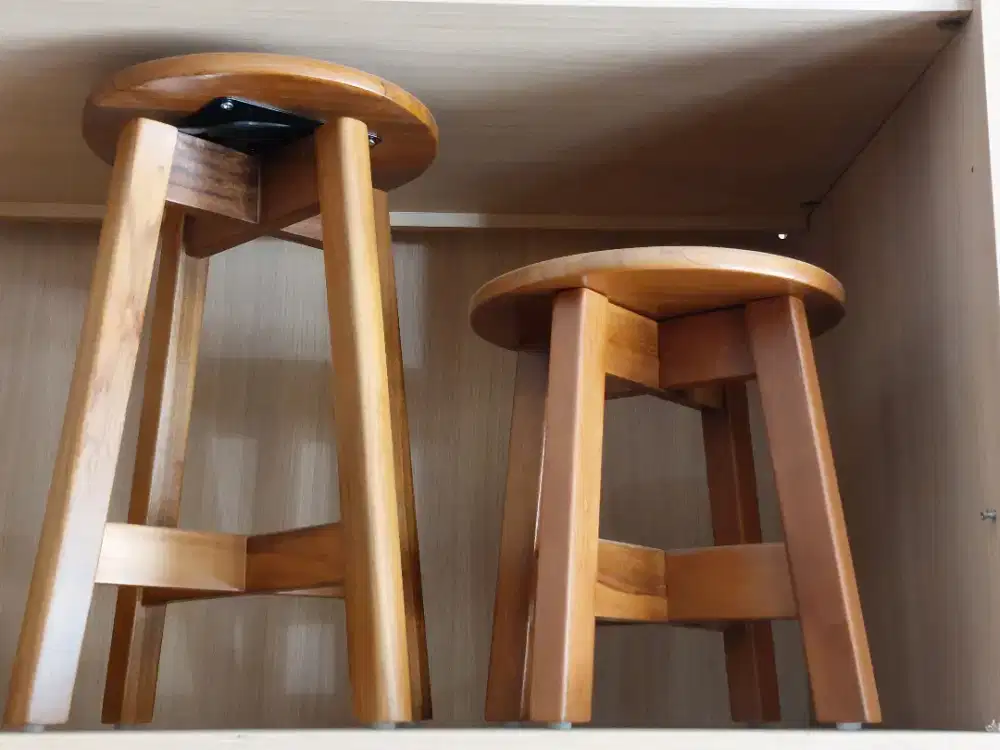 Kursi kayu jati pendek