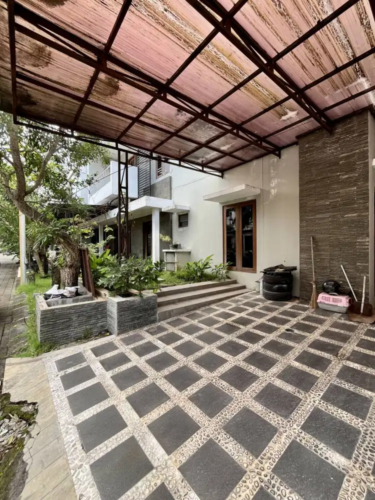 Dijual Rumah Mewah di Perumahan Pondok Permai Kadipiro Jalan Wates