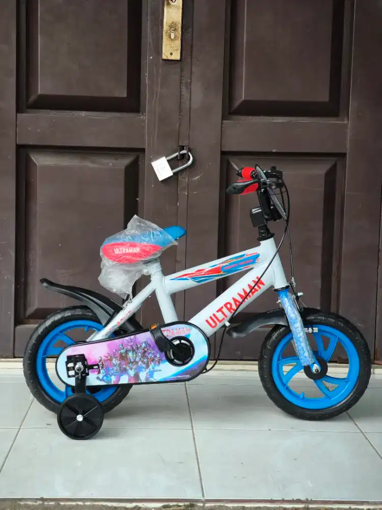 SEPEDA ANAK MODEL ULTRAMAN