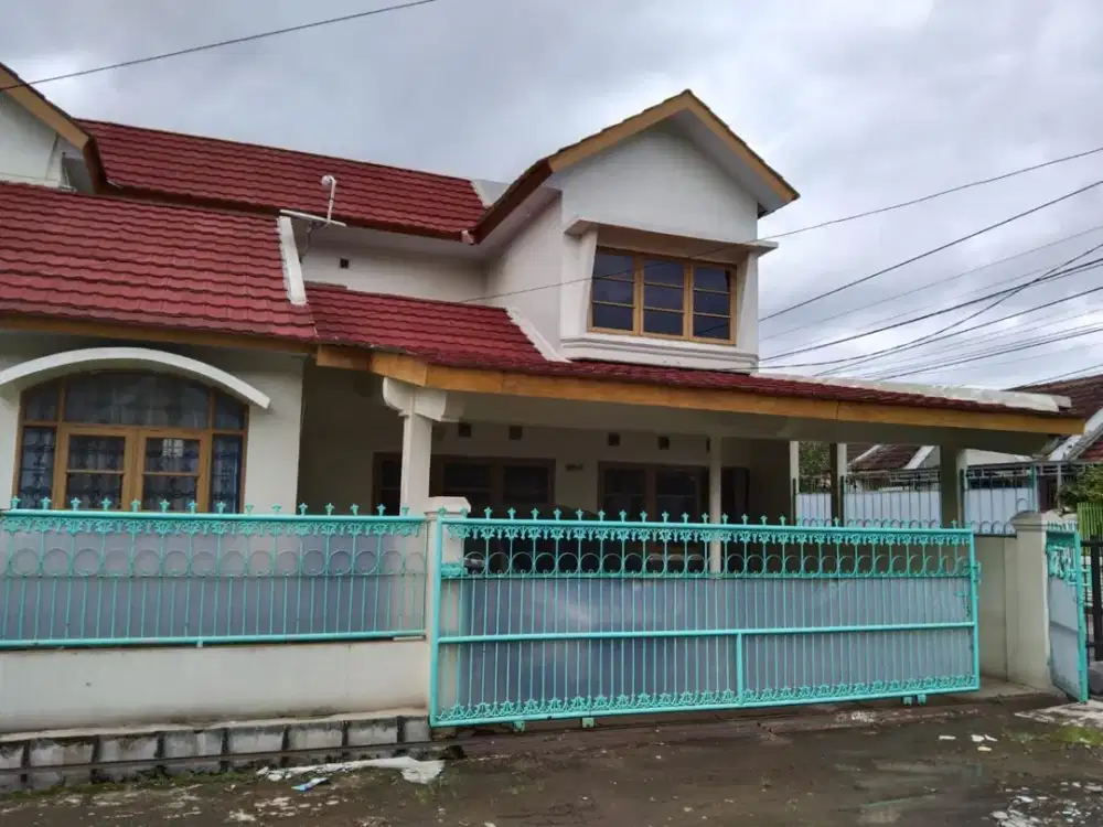 Dijual rumah besar dalam Komplek Taman Rahayu Kopo Bandung Selatan