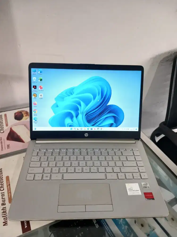 Laptop HP 14s Intel Core I5 Gen 10 Ram 8 Ssd 512 Radeon