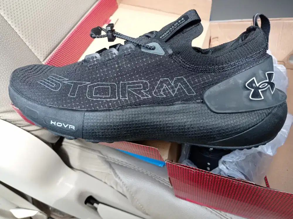 Dijual sepatu Under armor no 42