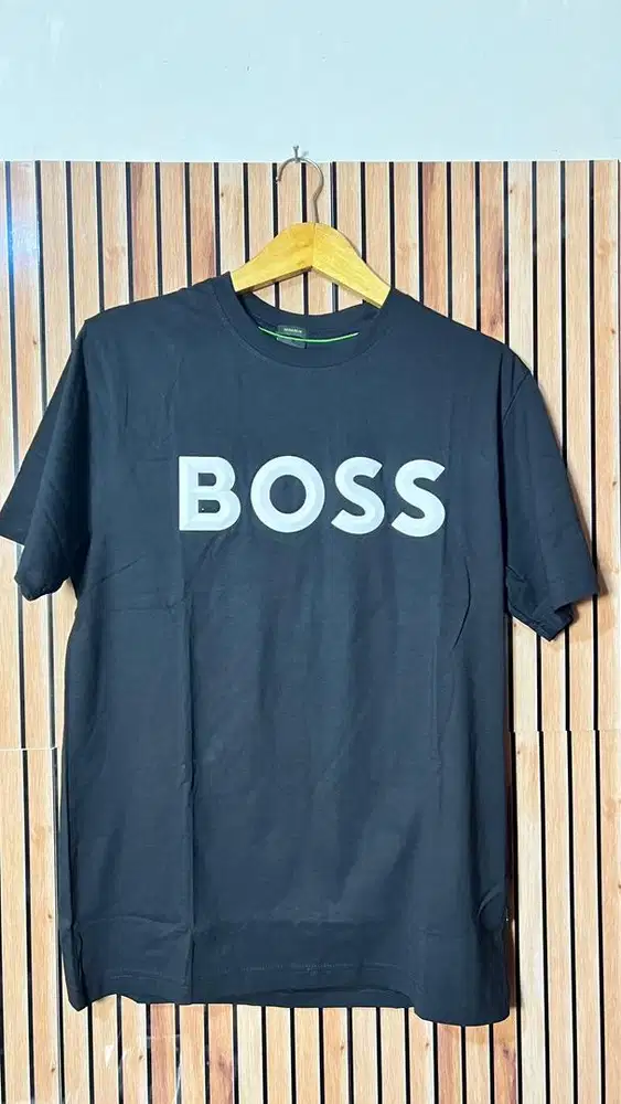 Tshirt BOSS uk XL