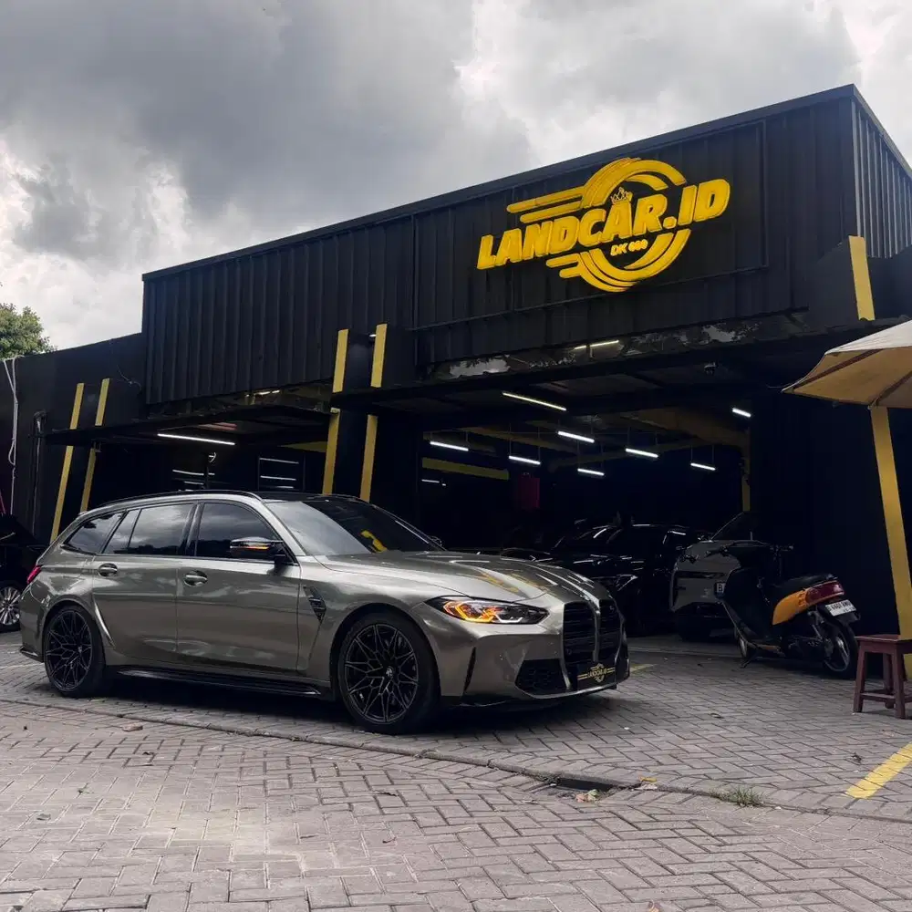 M3 Competition Touring