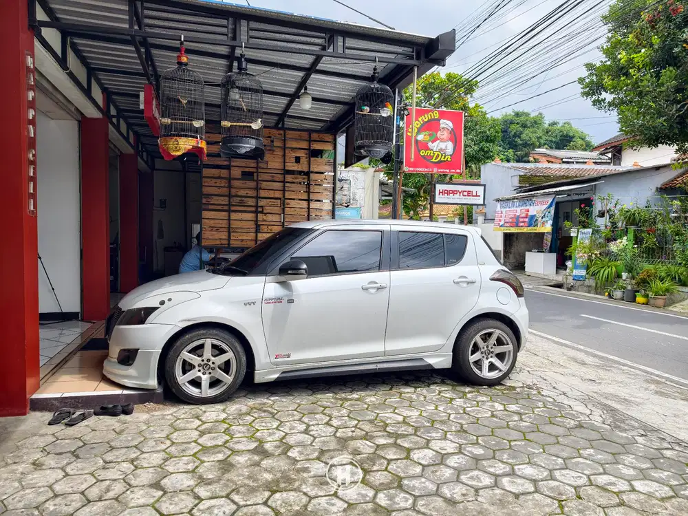 Suzuki Swift 2013 Bensin