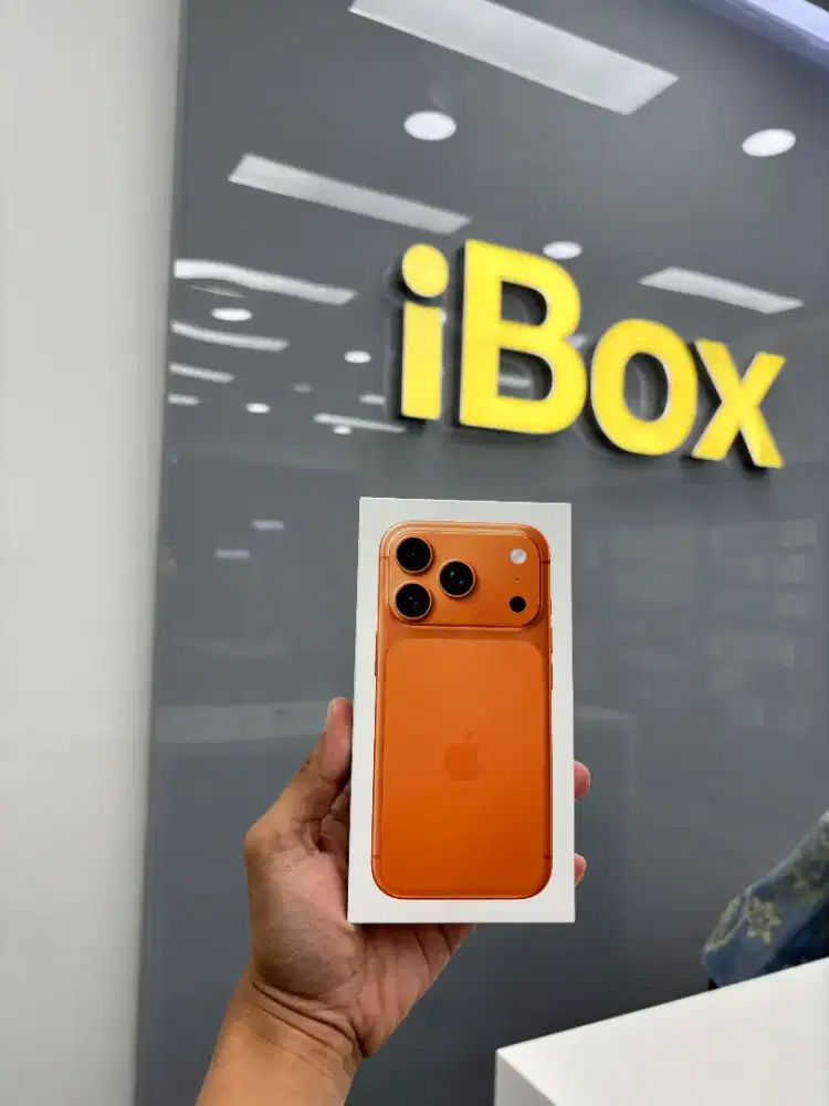 PROMO CICILAN IPHONE 17 PRO 256GB COSMIC ORANGE