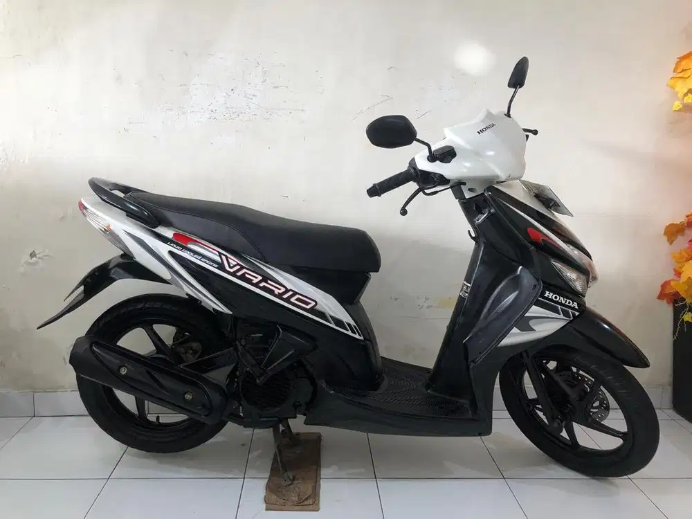 Honda Vario CW Th.2010 Hitam putih!!