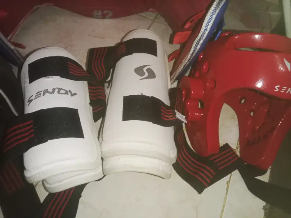 Jual cepat perlengkapan taekwondo