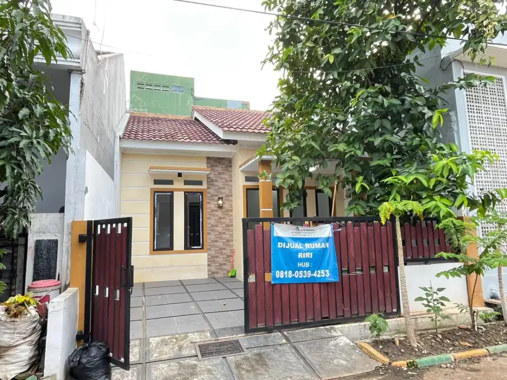 DIJUAL RUMAH MURAH MINIMALIS DENGAN 2 KAMAR TIDUR, FREE TOREN & MESIN AIR DI BEKASI TIMUR REGENCY