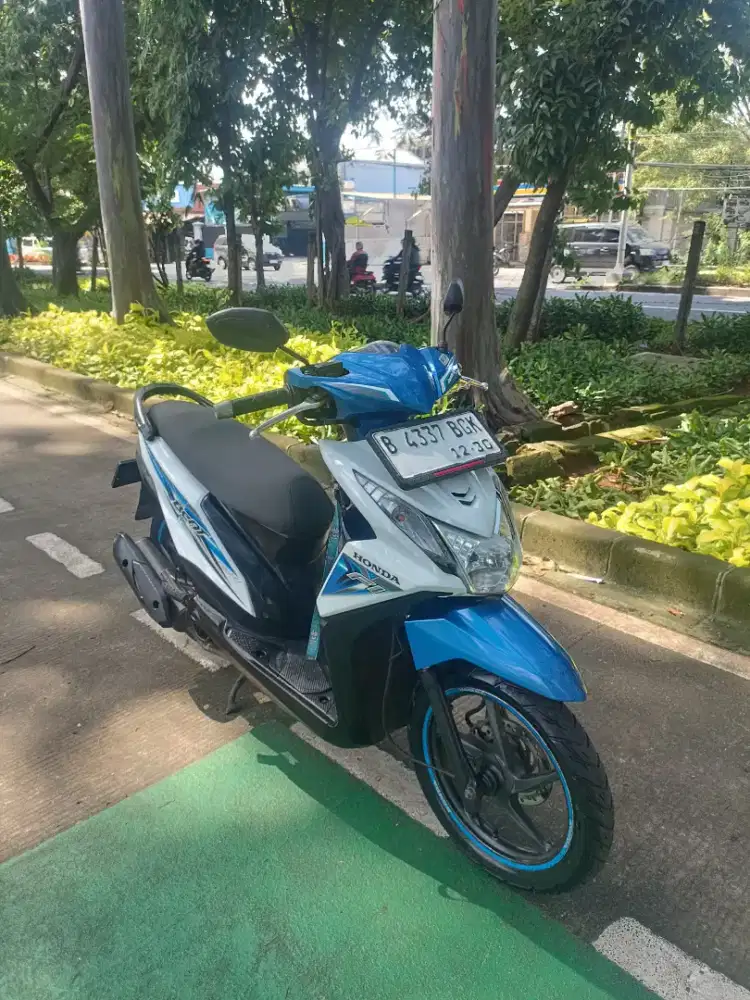 Beat 2015 110 Matic Putih Terawat Cek Unit Segera