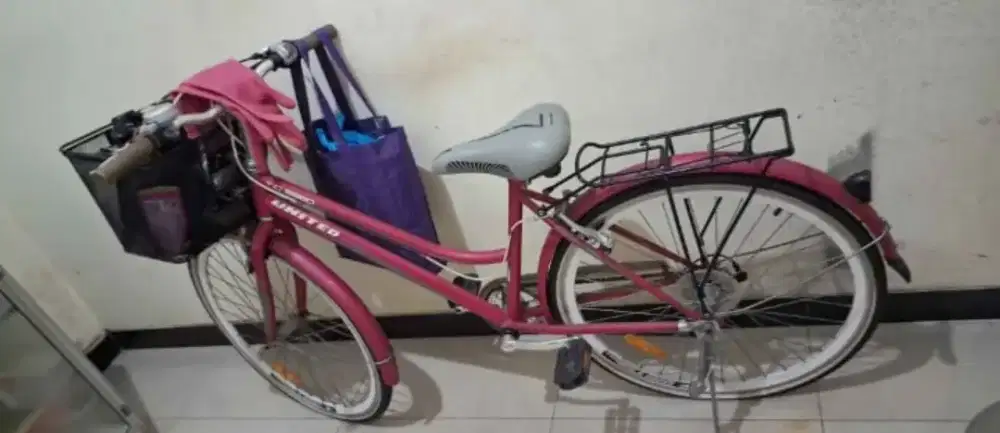 SEPEDA MINI UNITED PINK