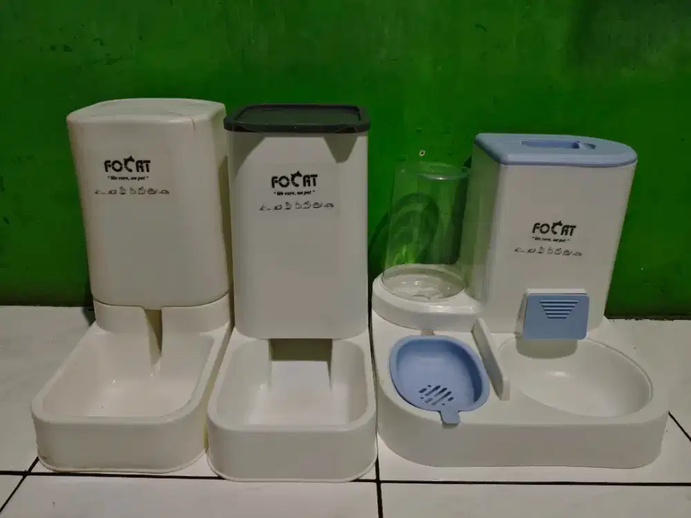 tempat makan & minum kucing focat
