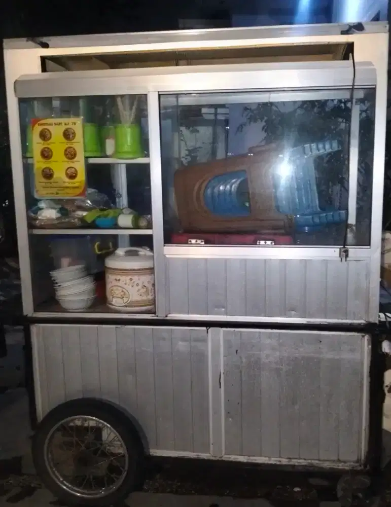 JUAL GEROBAK DAN PERLENGKAPANNYA