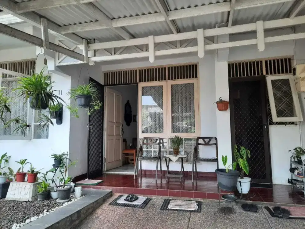 Rumah Bagus Unfurnished di Cinere. Lokasi Strategis