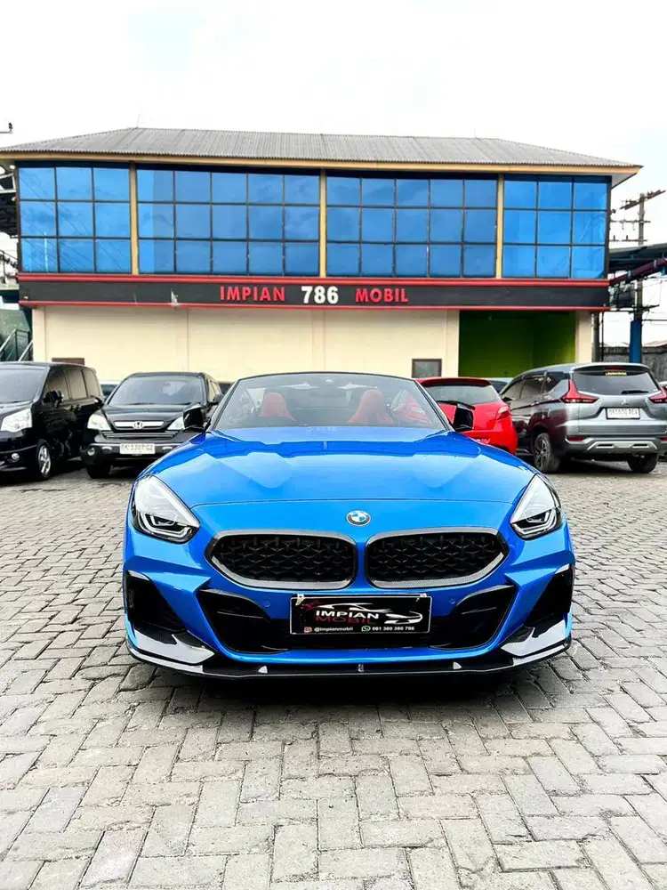 BMW Z4 Sdrive Msport A/T Biru 2021 porsche 718 slc 300 jaguar f-type