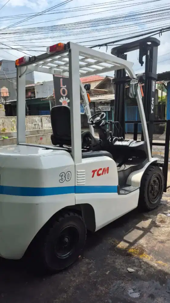 Forklift TCM 3 Ton,Matic,Tiang 4 Meter,Mesin Isuzu C240,Tahun 2020