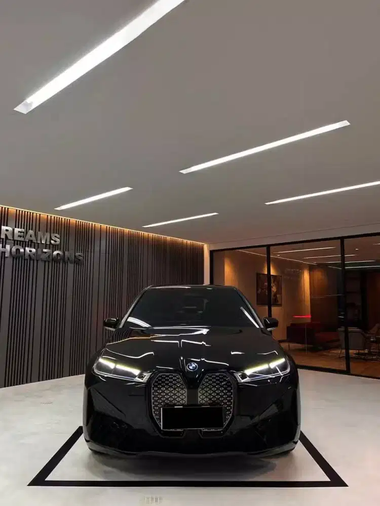 BMW iX xDrive40 EV 2024 Black Hitam I X Listrik