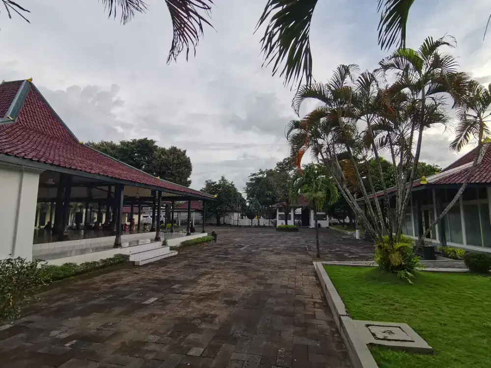 Hotel Bintang Bersejarah Strategis & Terluas Tengah Kota Jogja