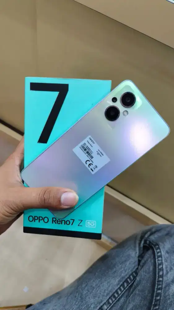 Reno 7z 5G 8/128